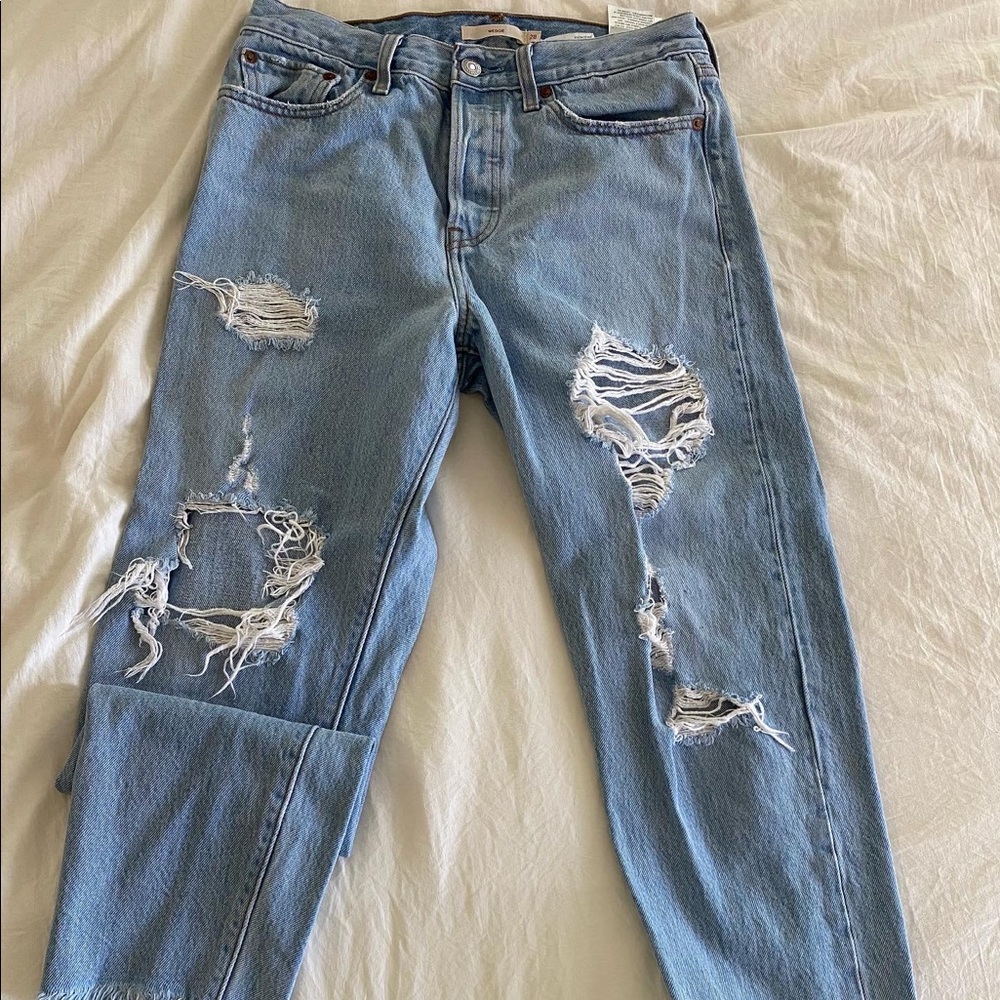 Levi’s wedgie jeans 28